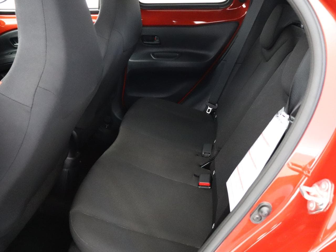 2025 Toyota AYGO - 12