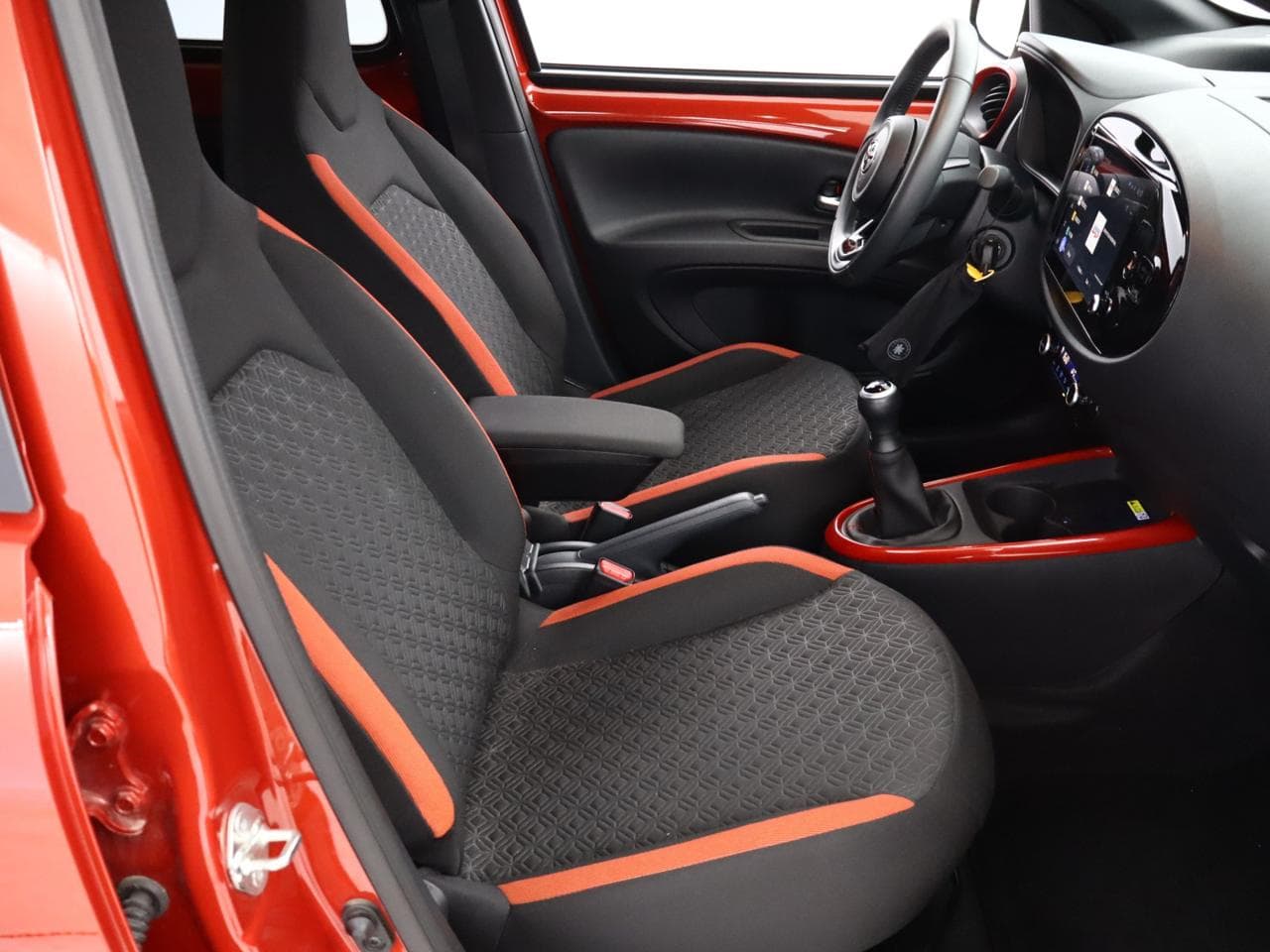 2025 Toyota AYGO - 10