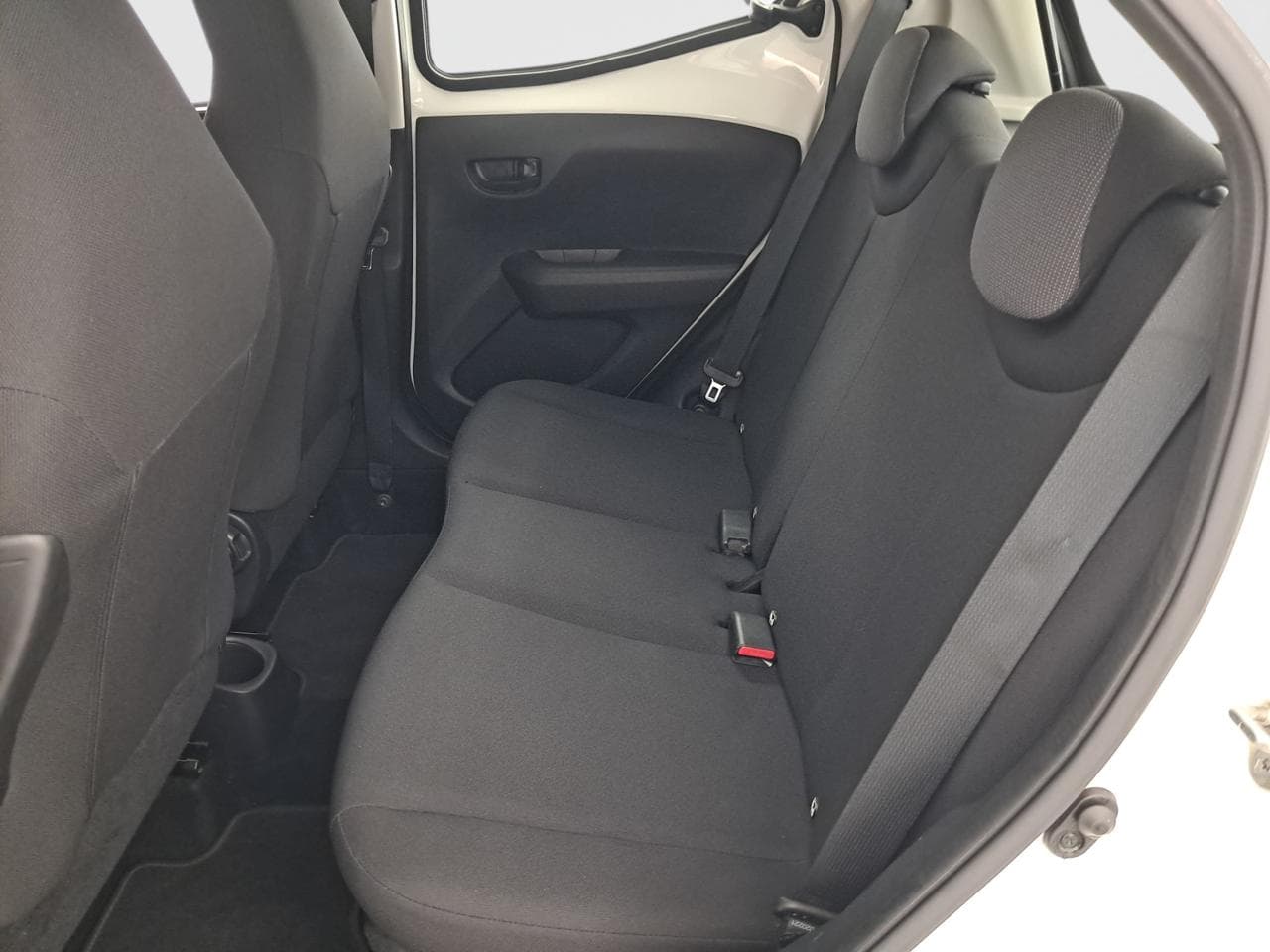 2021 Toyota AYGO - 15