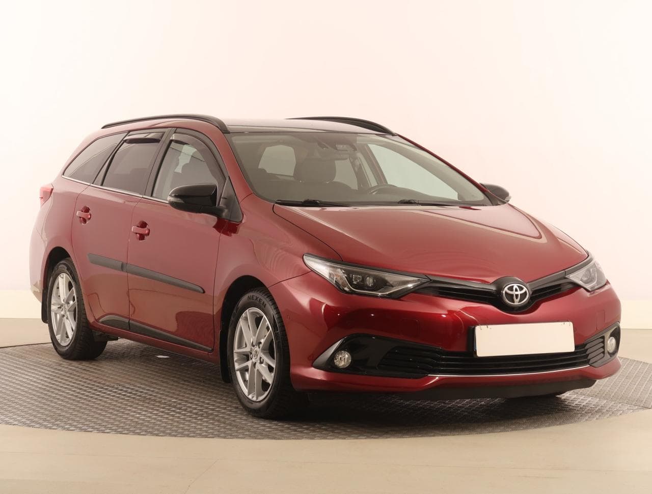 2018 Toyota AURIS