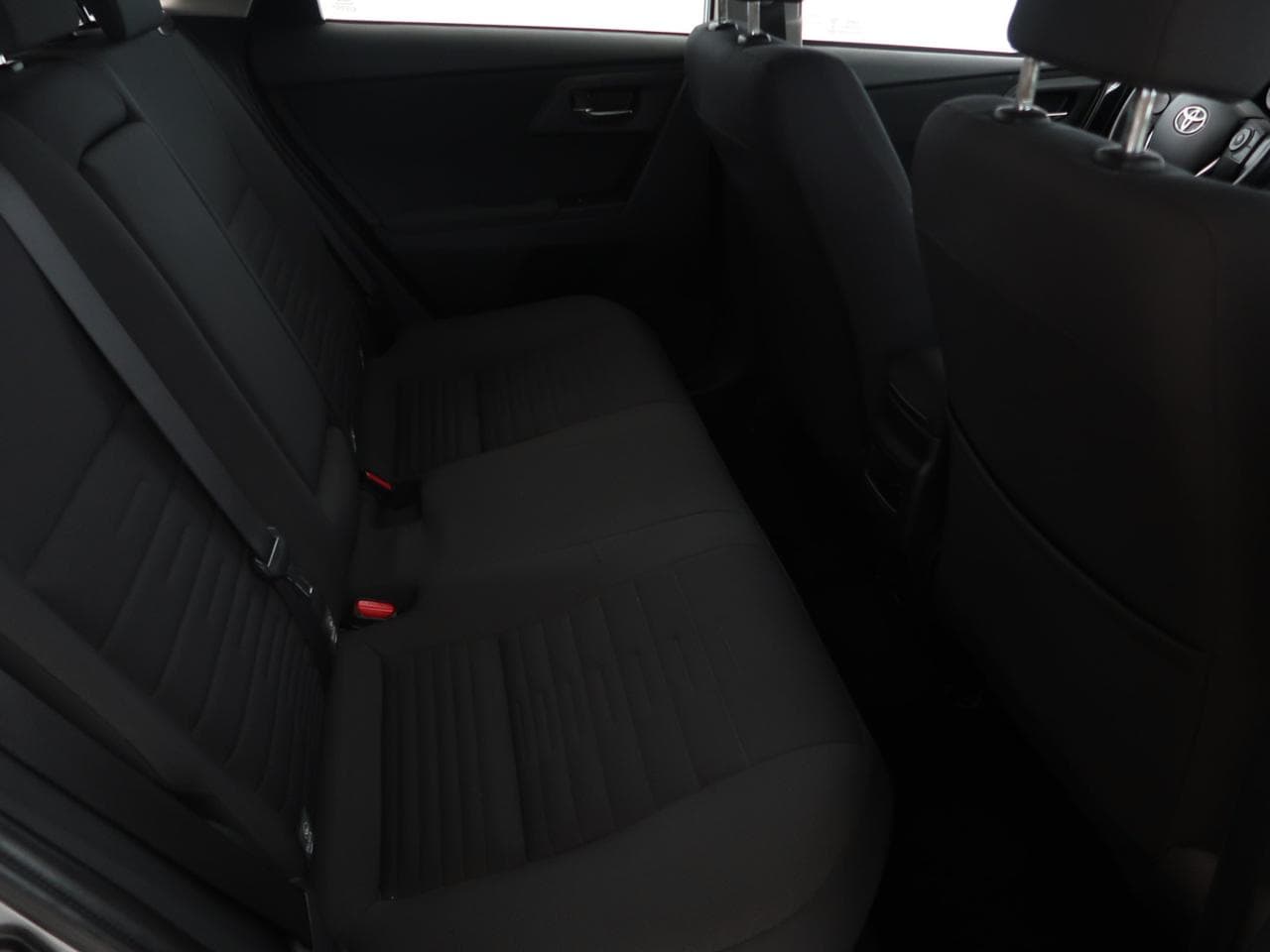 2016 Toyota AURIS - 24