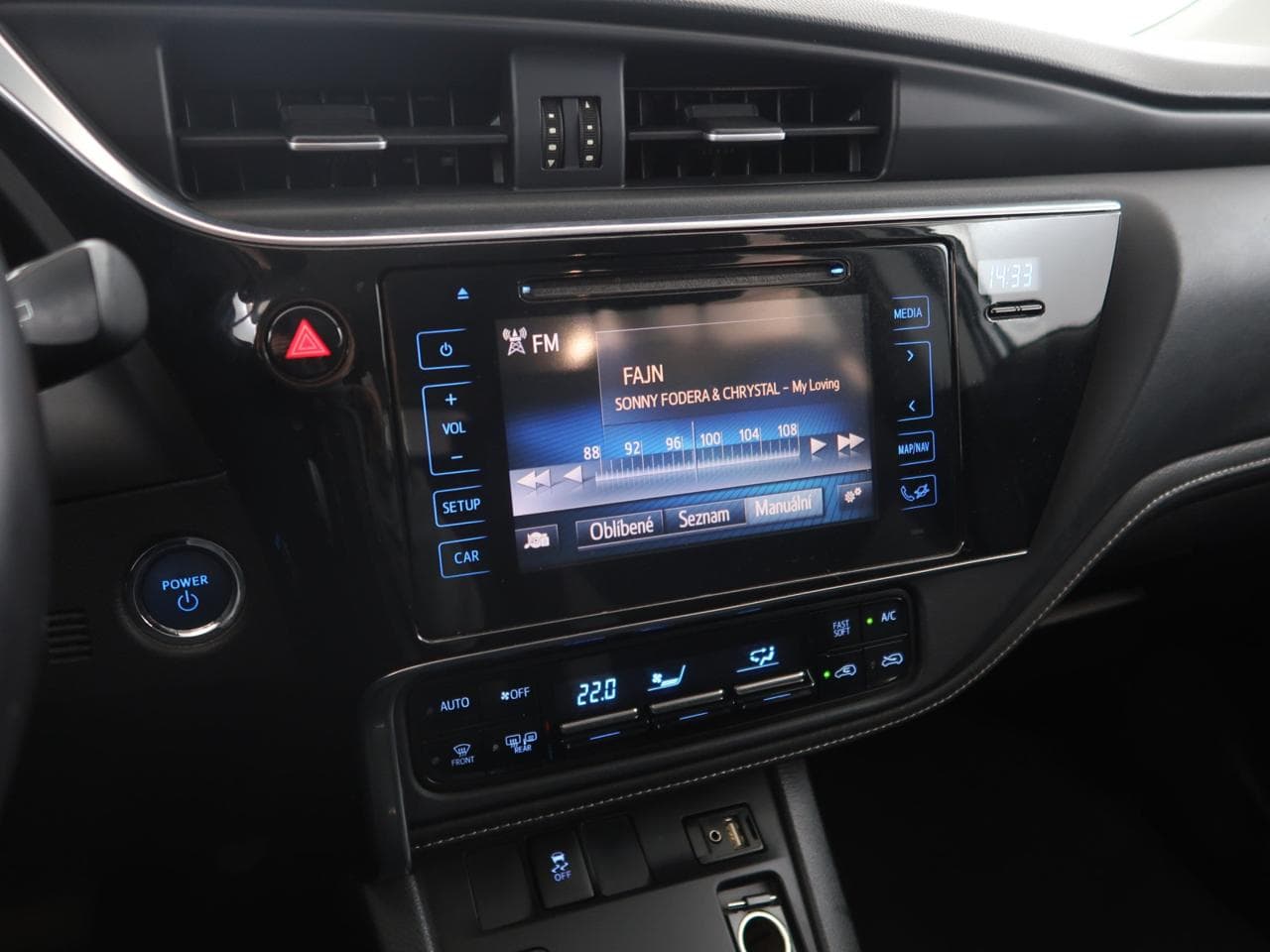 2016 Toyota AURIS - 34
