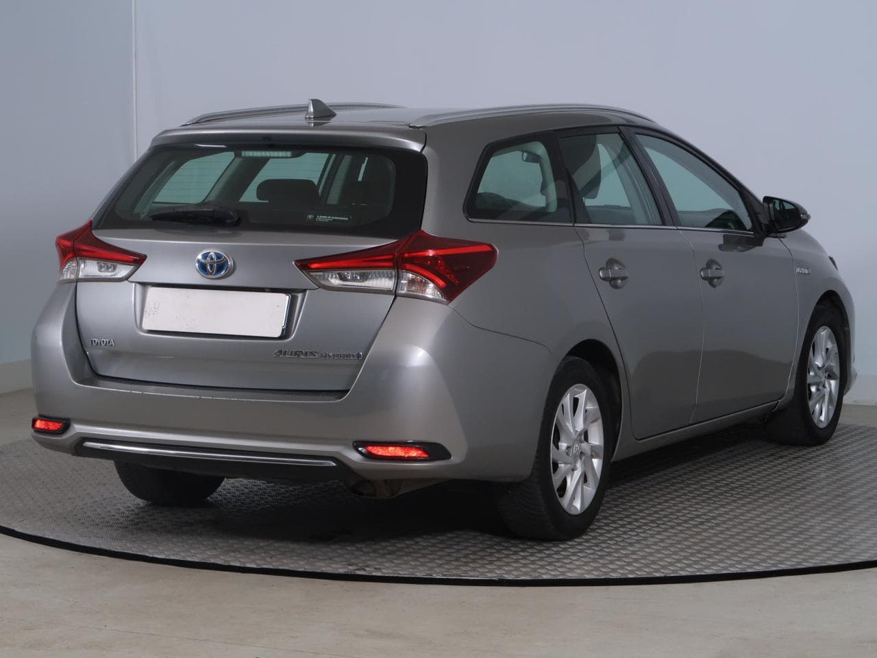 2016 Toyota AURIS - 13