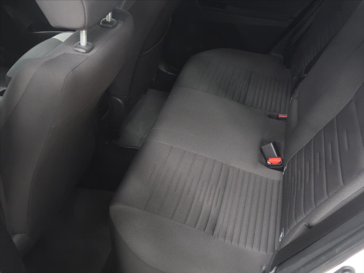 2016 Toyota AURIS - 15