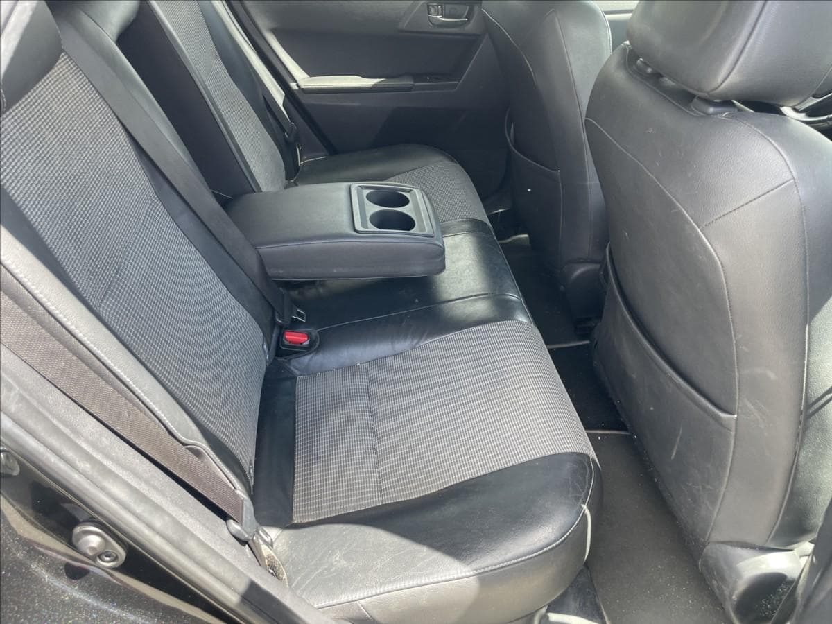 2018 Toyota AURIS - 12