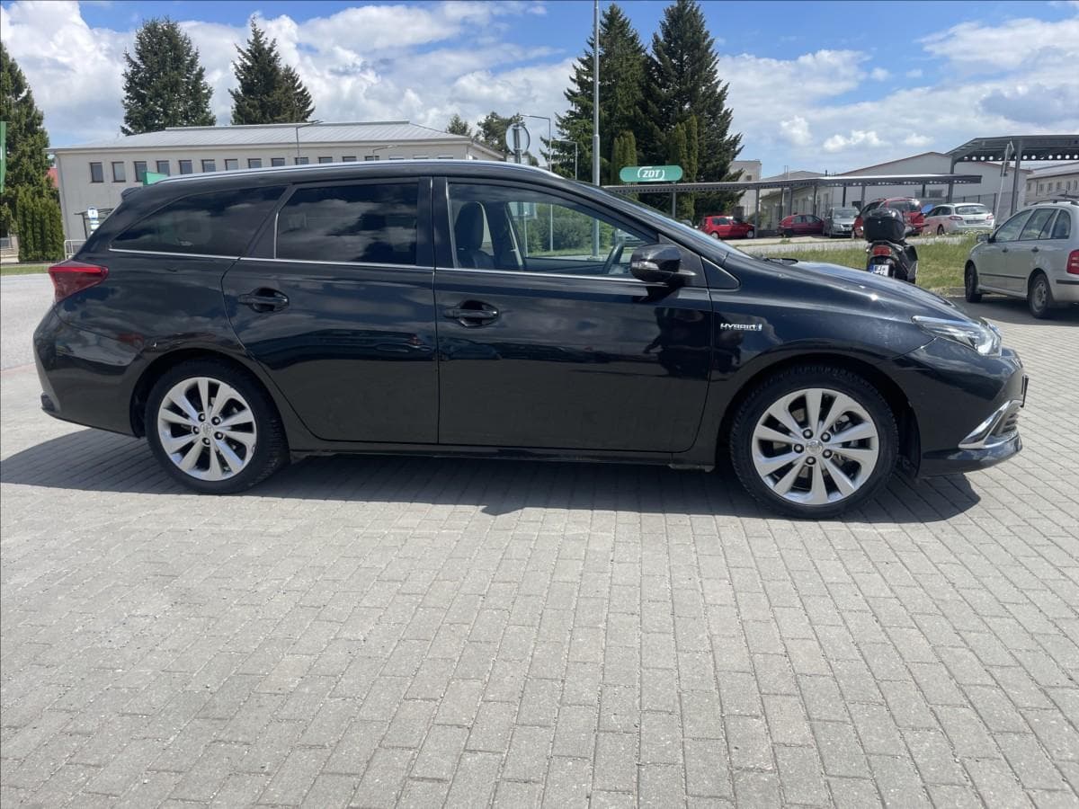 2018 Toyota AURIS - 5