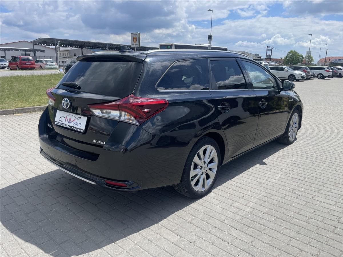 2018 Toyota AURIS - 4