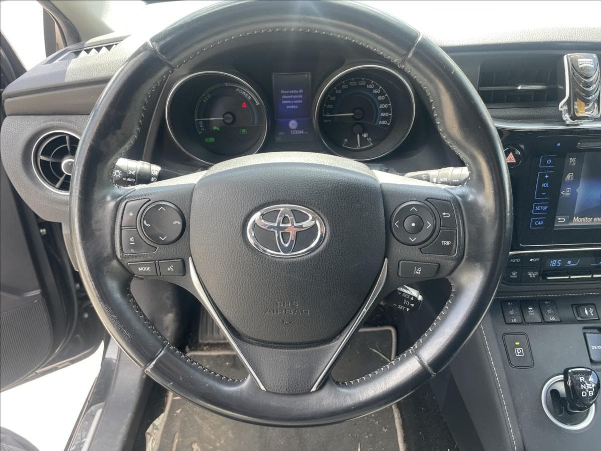 2018 Toyota AURIS - 15