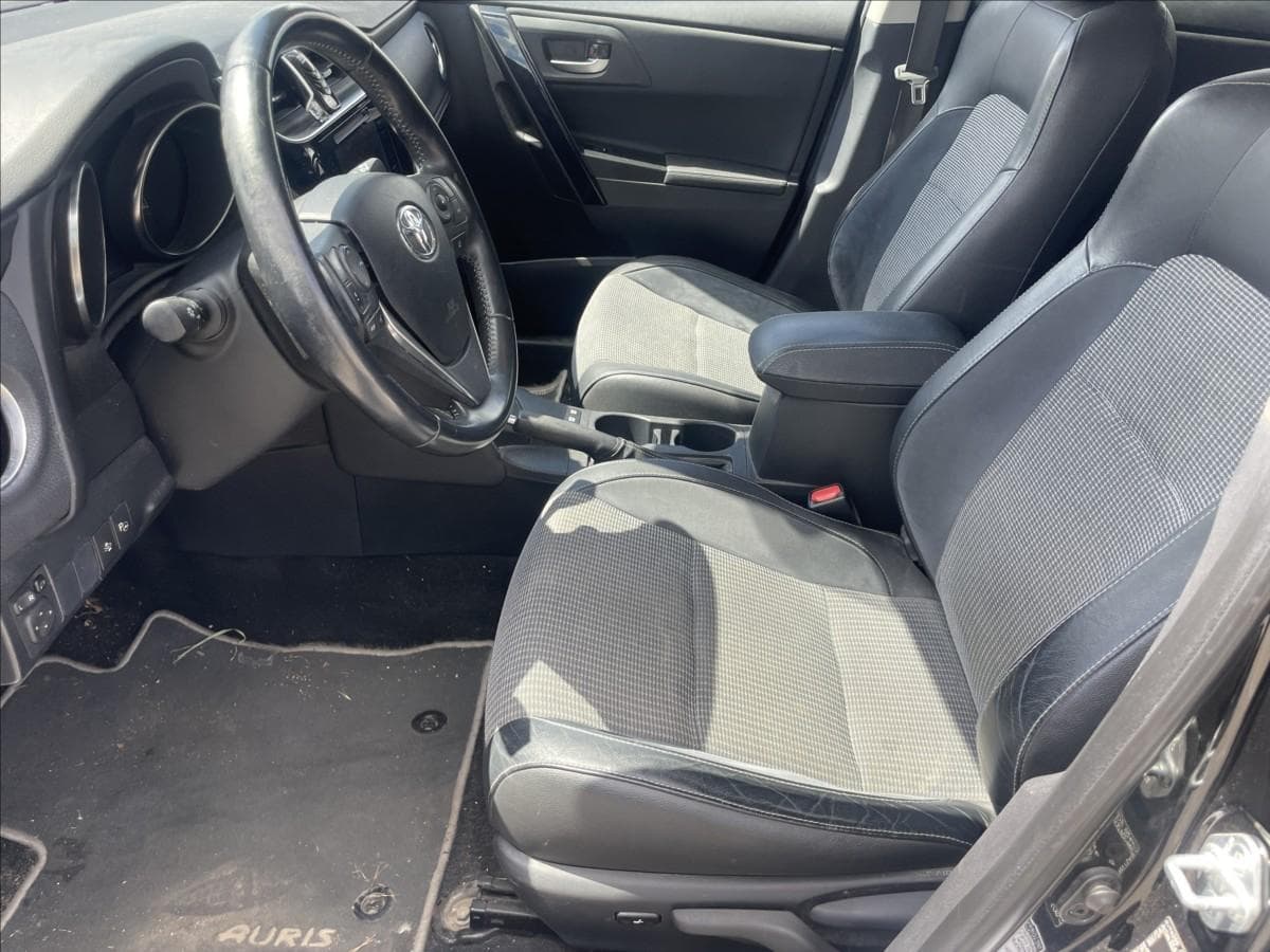 2018 Toyota AURIS - 7