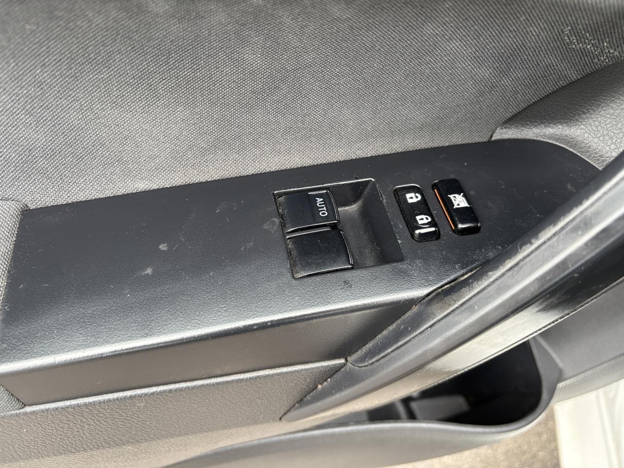 2015 Toyota AURIS - 12