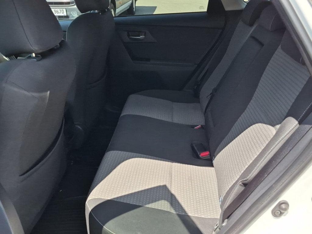 2017 Toyota AURIS - 13