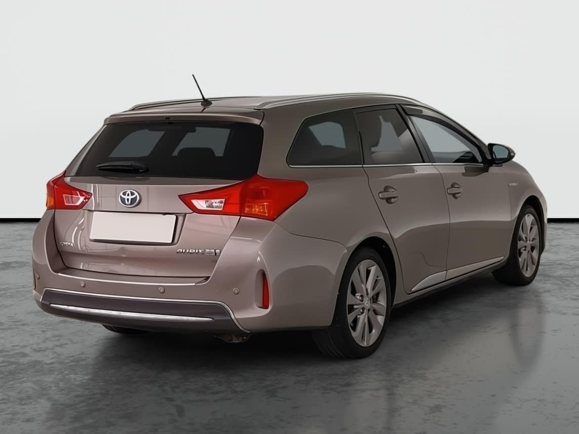 2014 Toyota AURIS - 10