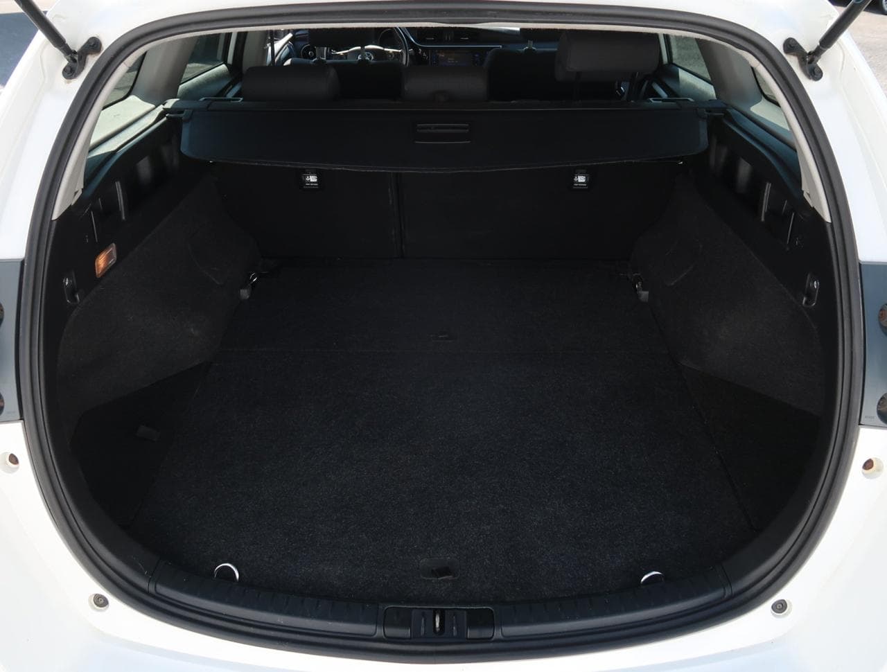 2015 Toyota AURIS - 20
