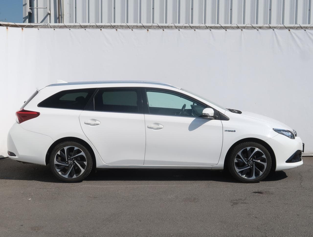 2015 Toyota AURIS - 8