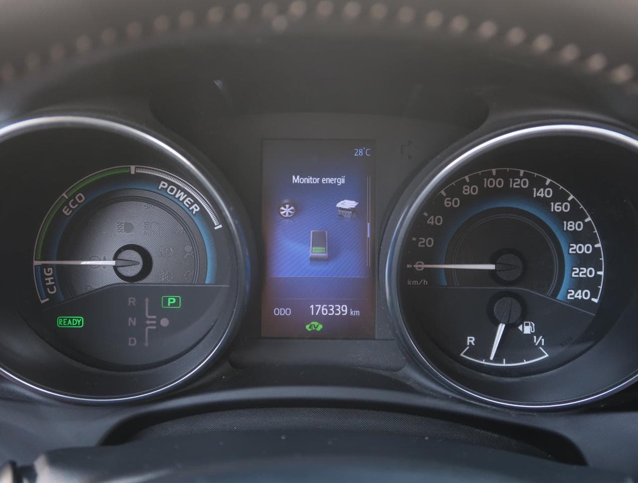 2015 Toyota AURIS - 17