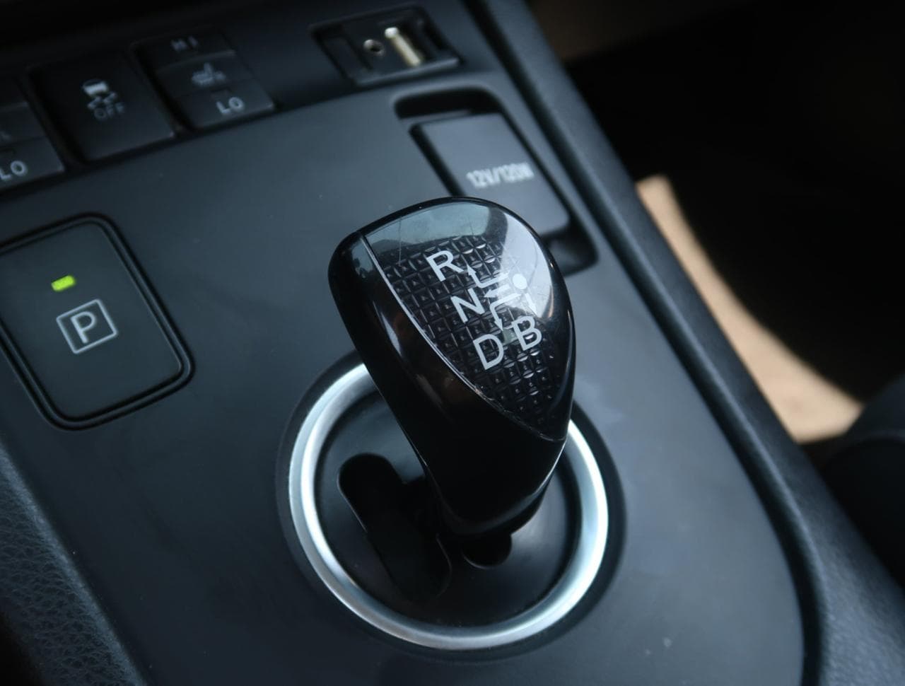 2015 Toyota AURIS - 19