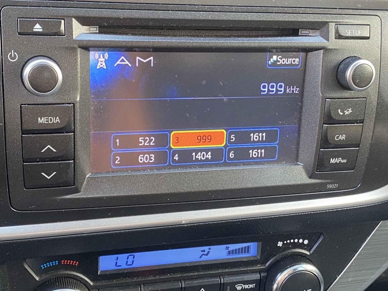 2013 Toyota AURIS - 18