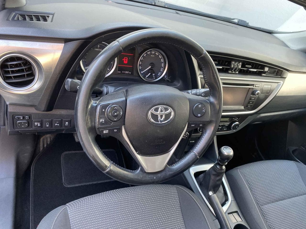 2013 Toyota AURIS - 12