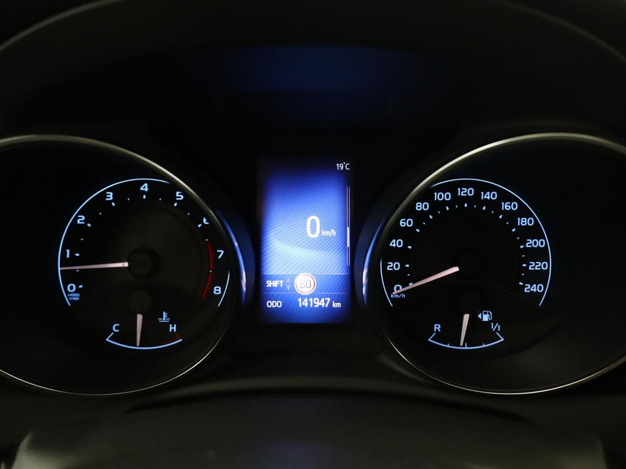 2019 Toyota AURIS - 15
