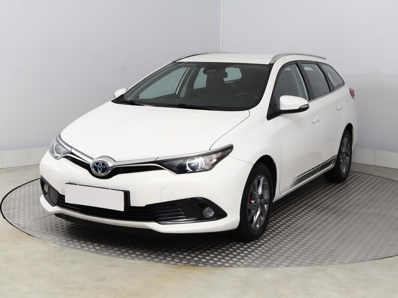 2019 Toyota AURIS - 3
