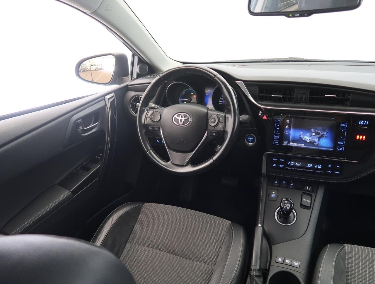 2018 Toyota AURIS - 9