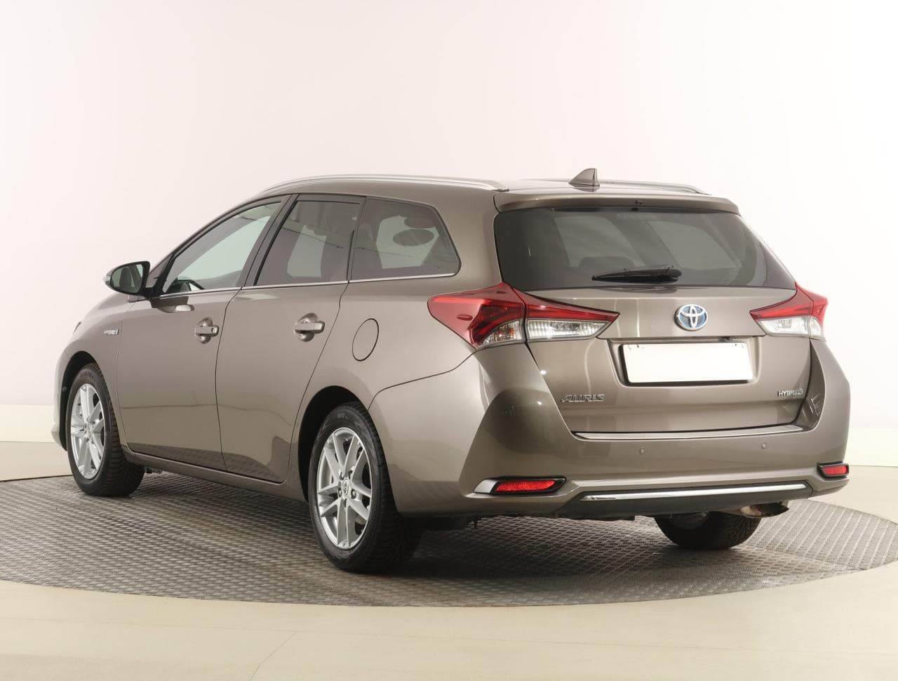2018 Toyota AURIS - 5