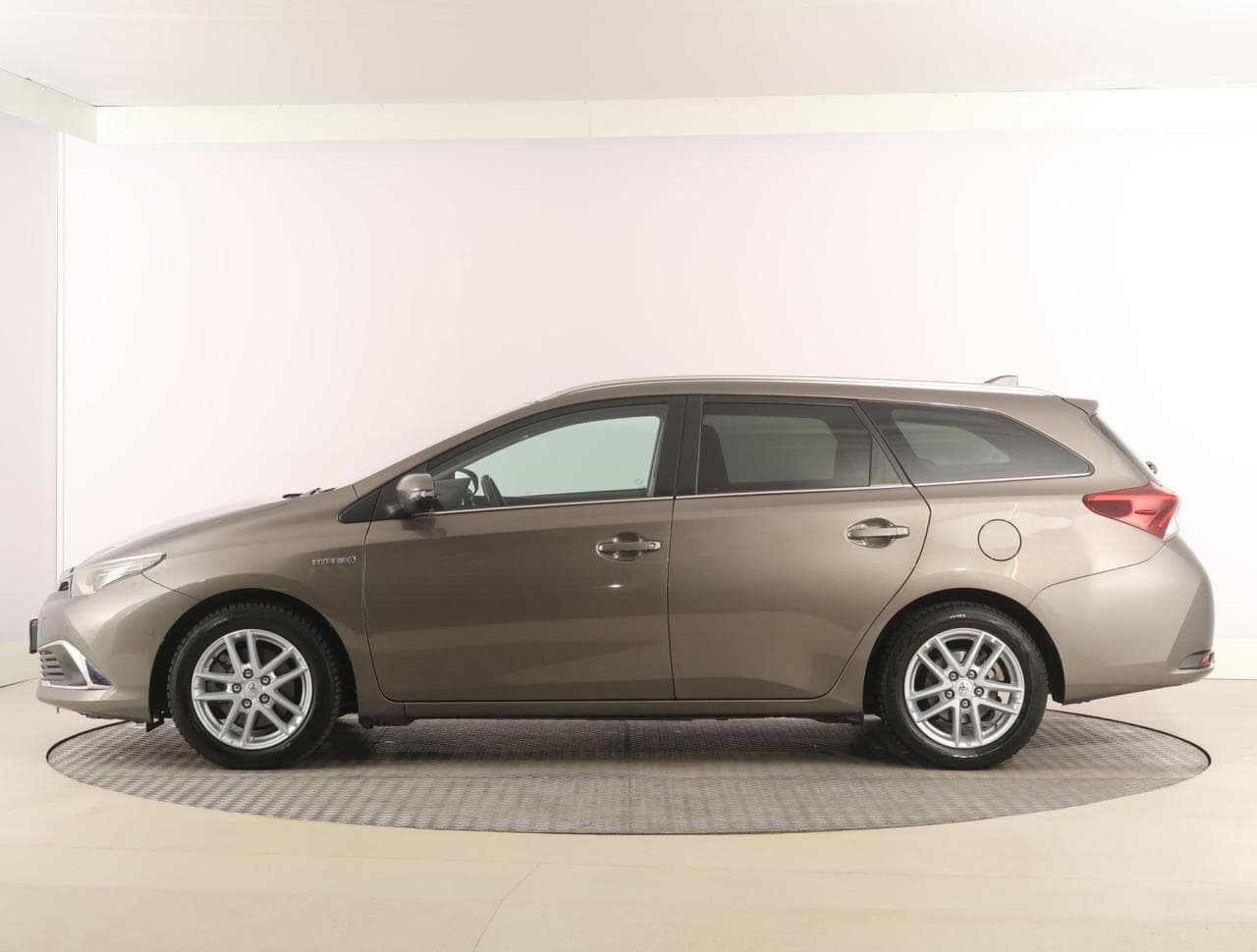 2018 Toyota AURIS - 4