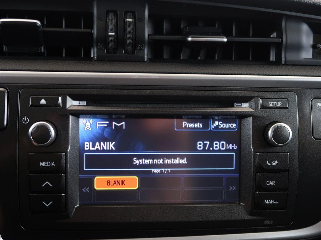2013 Toyota AURIS - 19