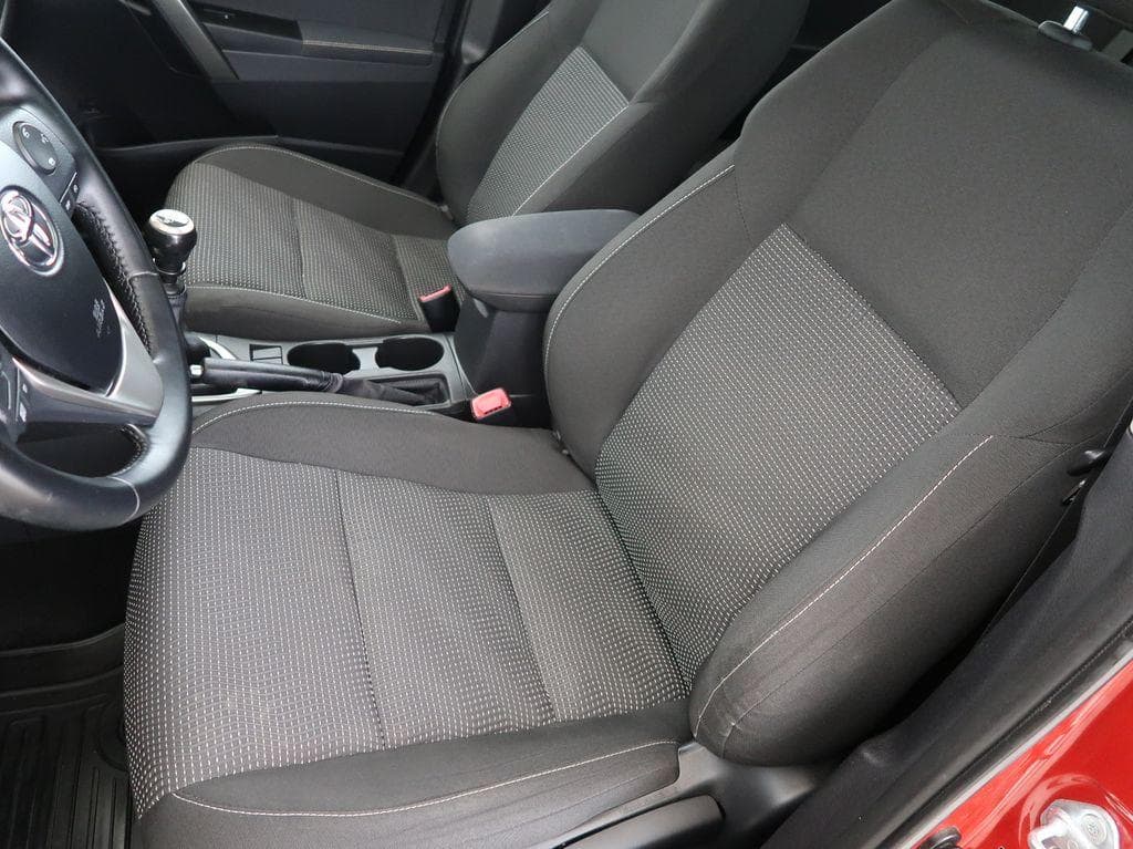 2013 Toyota AURIS - 9