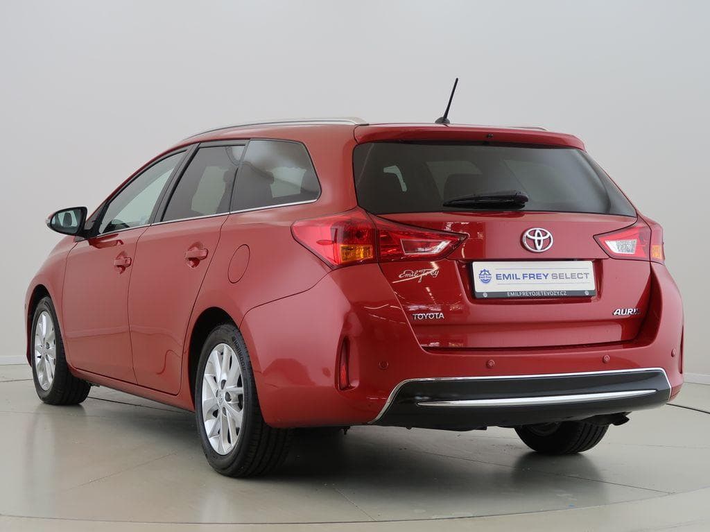 2013 Toyota AURIS - 7