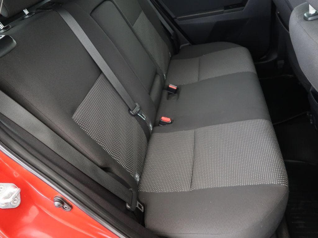 2013 Toyota AURIS - 12