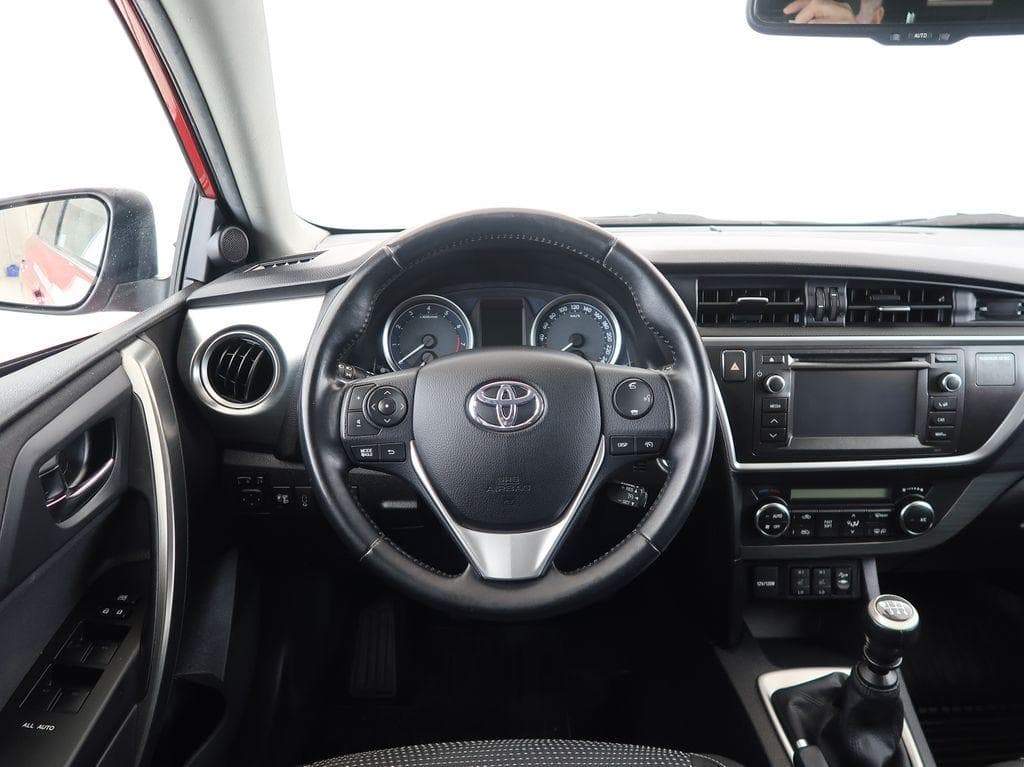 2013 Toyota AURIS - 15