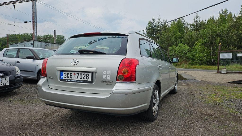 2006 Toyota Avensis - 5