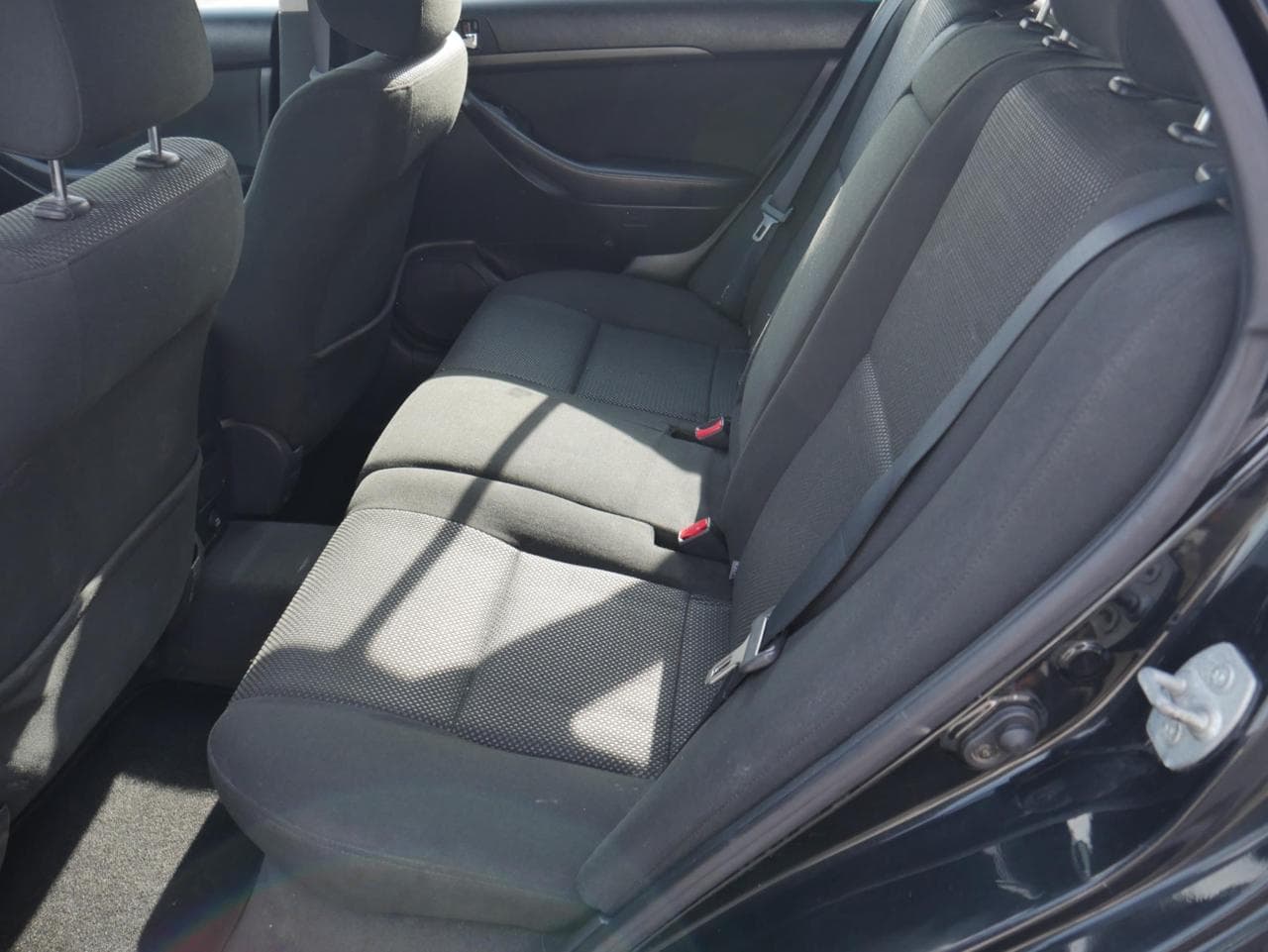 2005 Toyota Avensis - 10