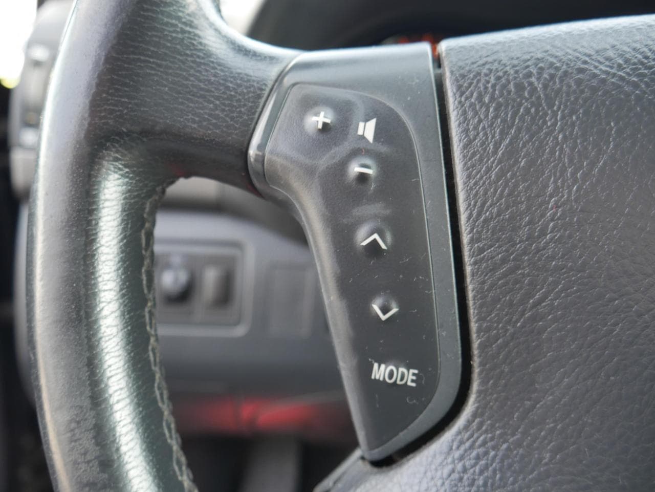 2005 Toyota Avensis - 12