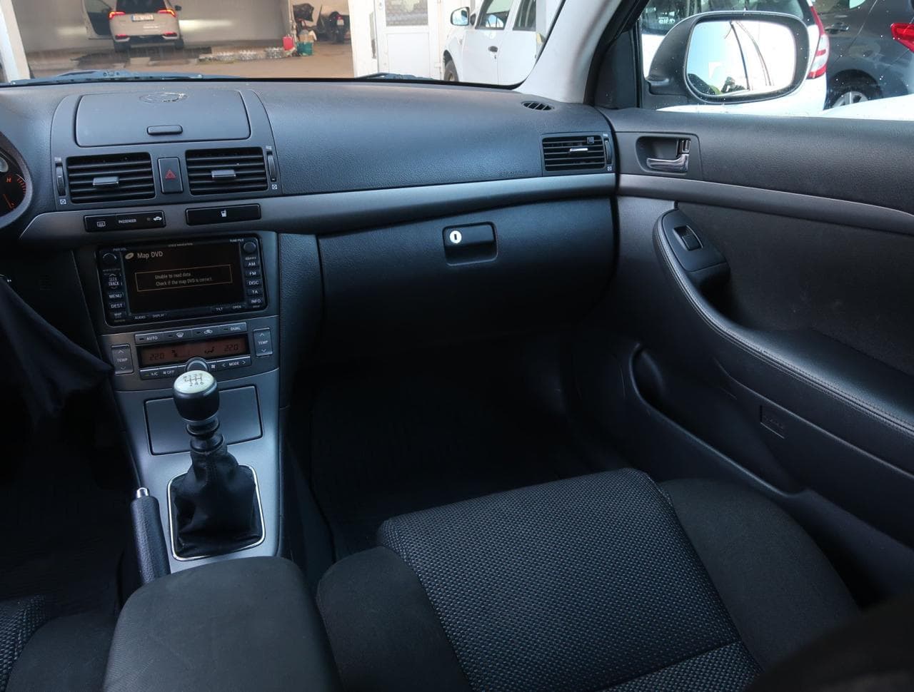 2008 Toyota AVENSIS - 11
