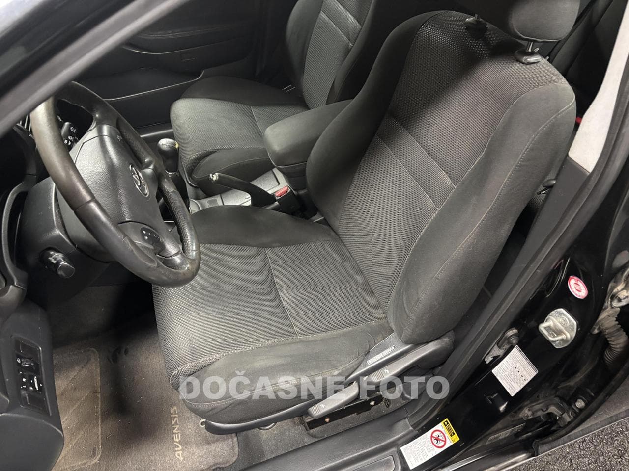 2003 Toyota AVENSIS - 3