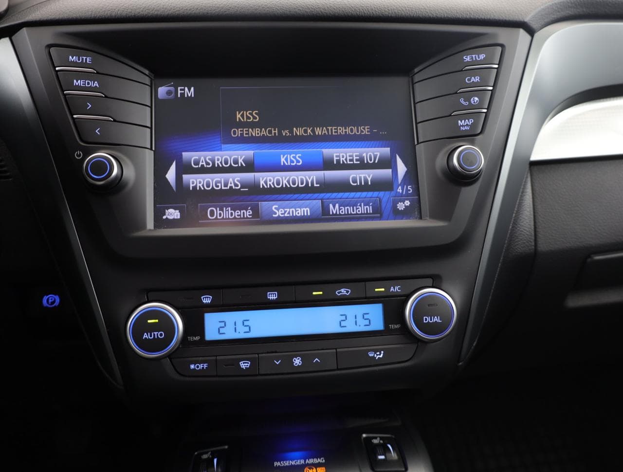 2017 Toyota AVENSIS - 16