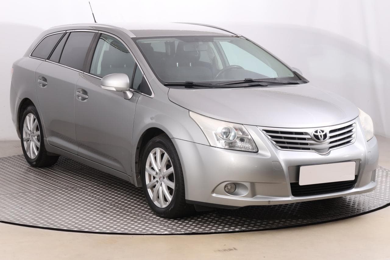 2010 Toyota AVENSIS