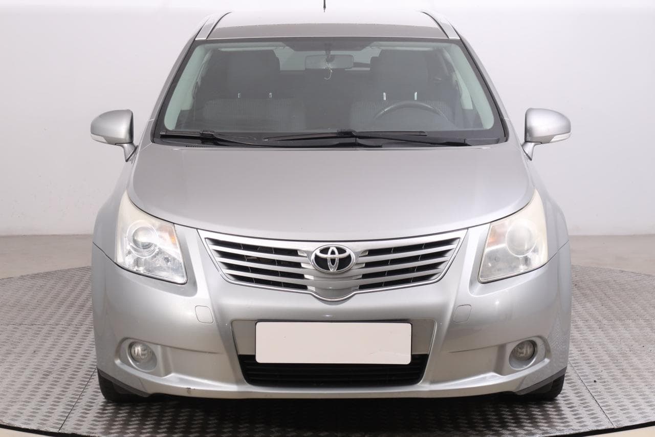 2010 Toyota AVENSIS - 3