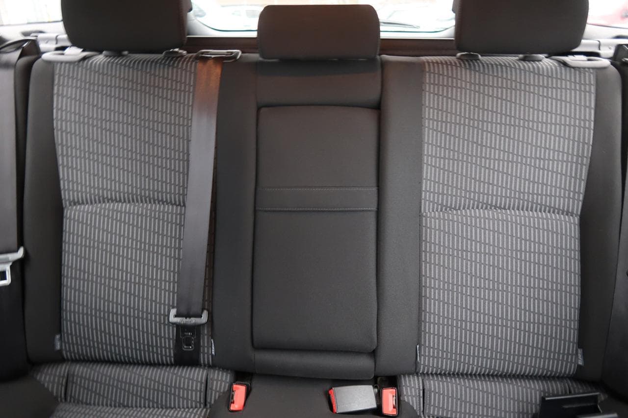 2010 Toyota AVENSIS - 27