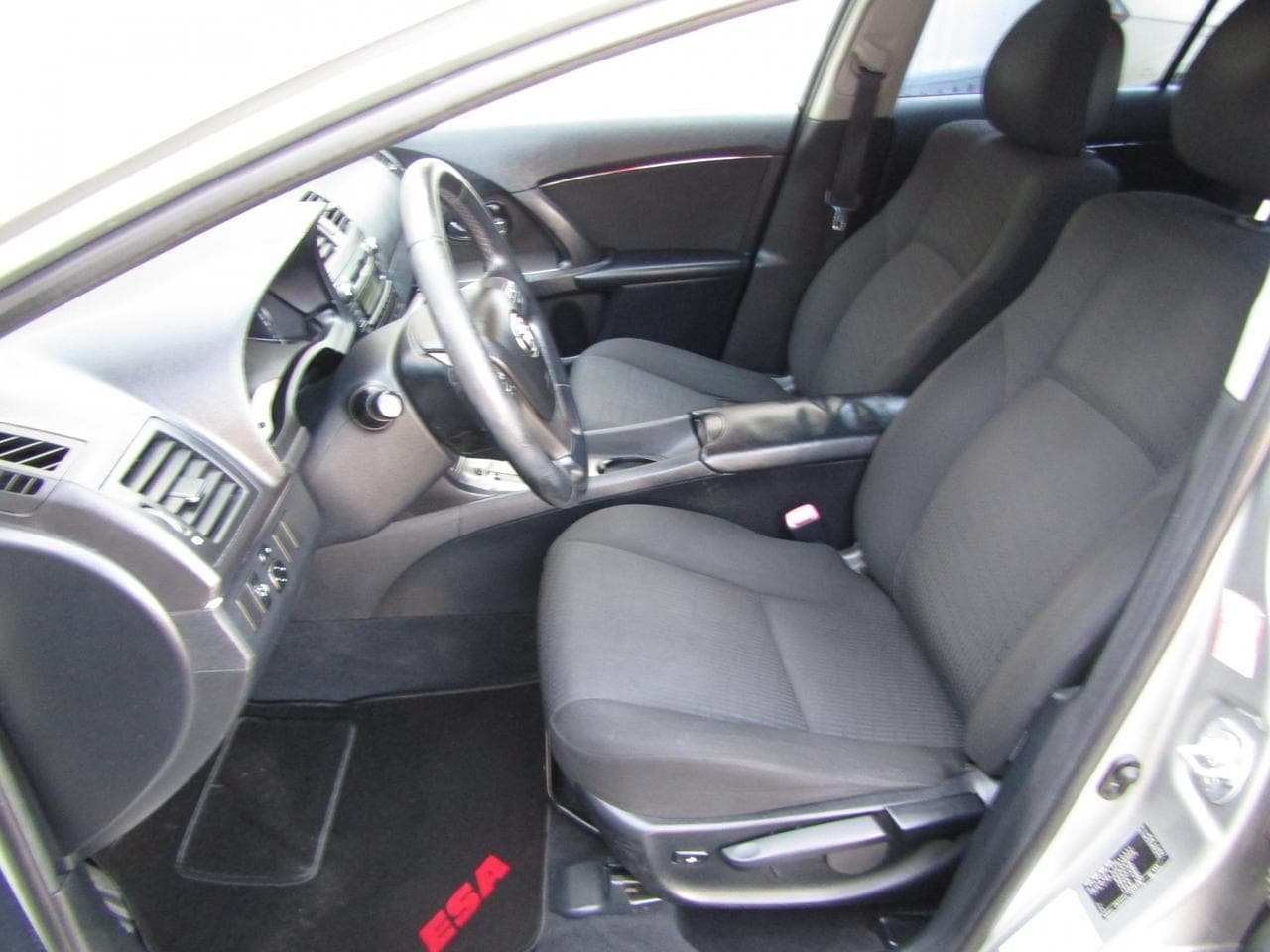 2010 Toyota AVENSIS - 14