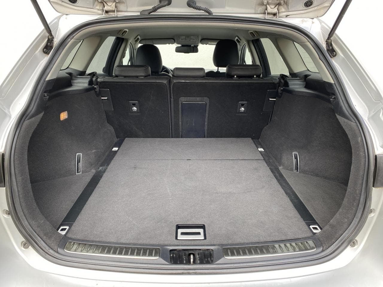 2016 Toyota AVENSIS - 7