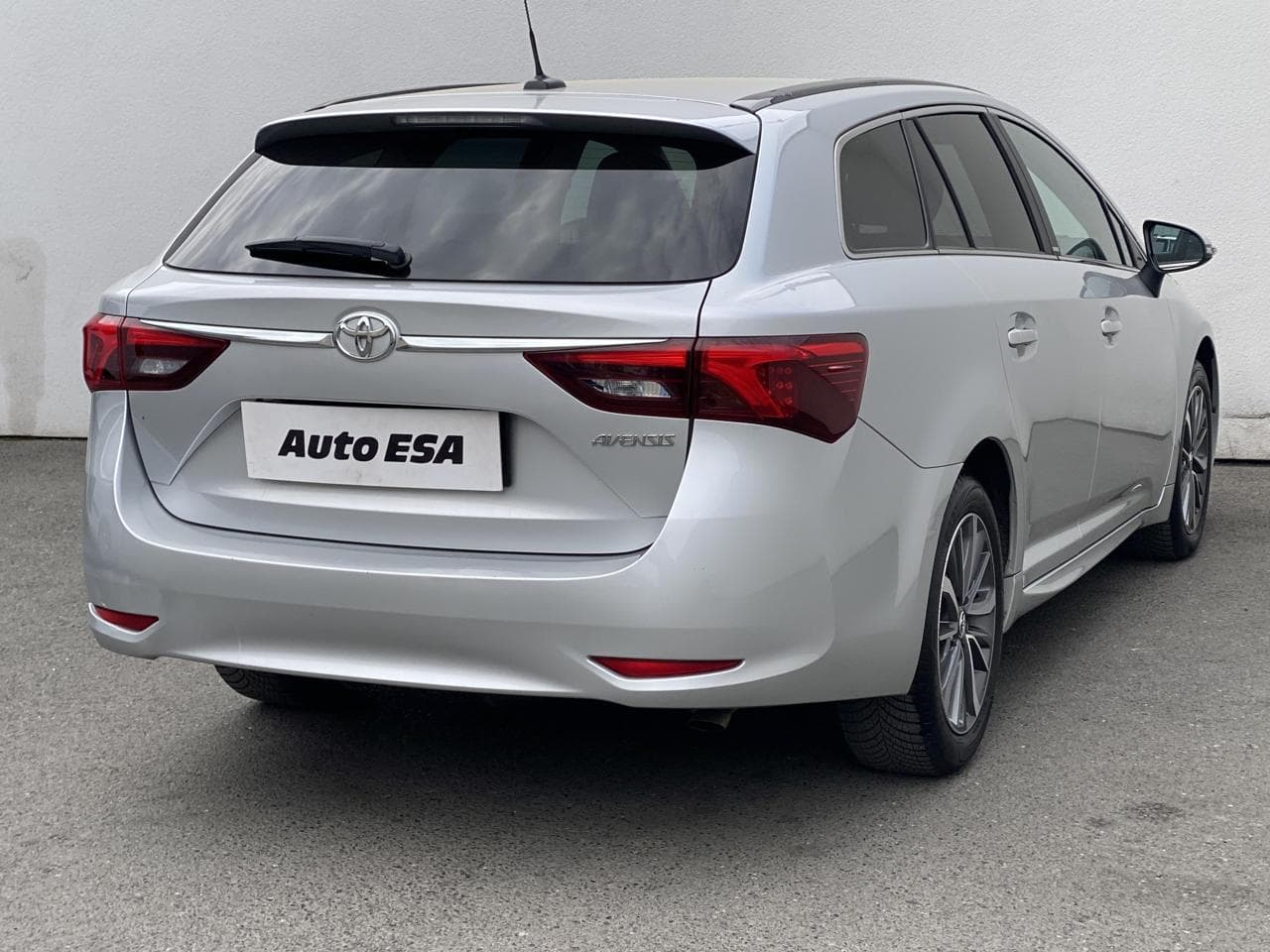 2016 Toyota AVENSIS - 4