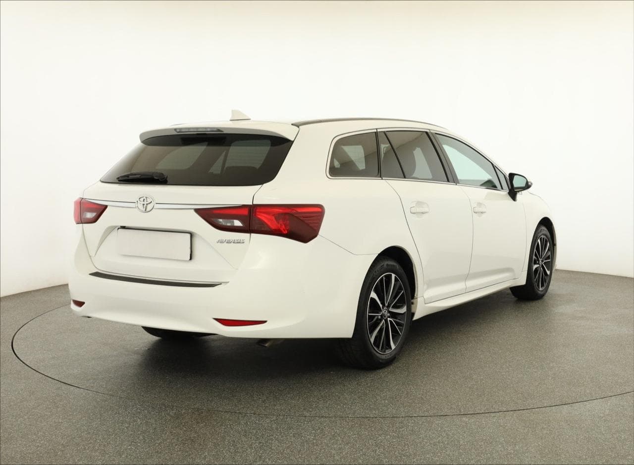 2018 Toyota AVENSIS - 10