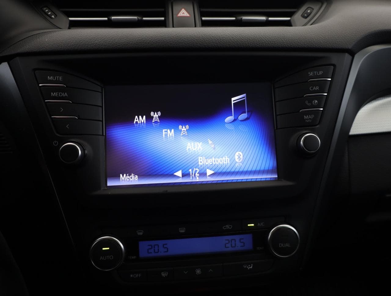 2018 Toyota AVENSIS - 25