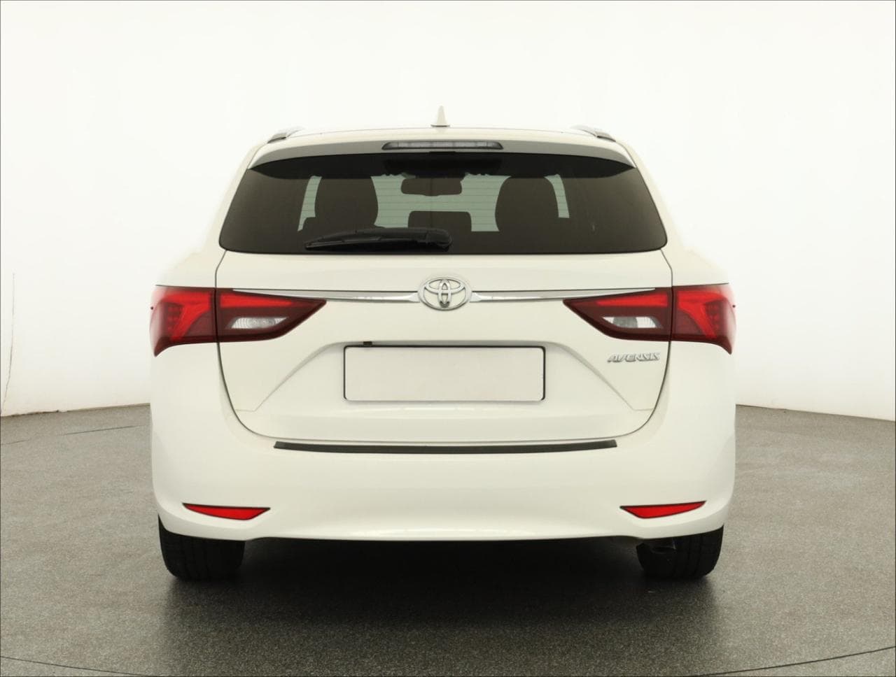2018 Toyota AVENSIS - 8
