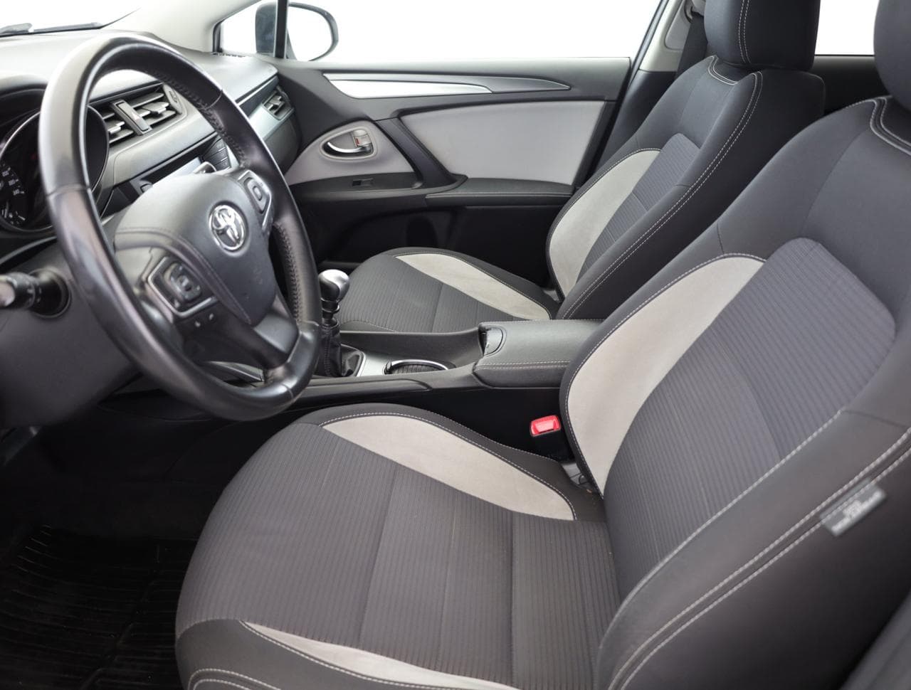 2018 Toyota AVENSIS - 20