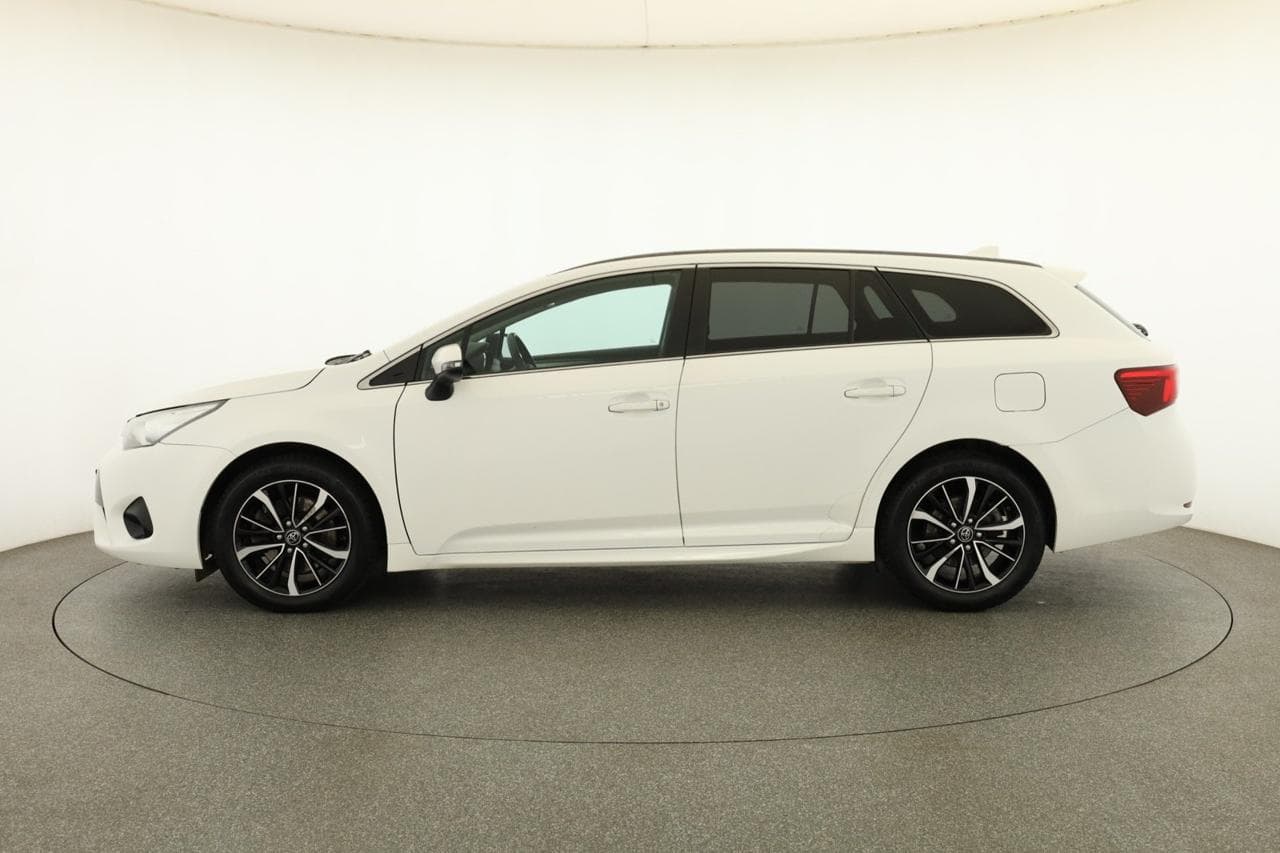 2018 Toyota AVENSIS - 5