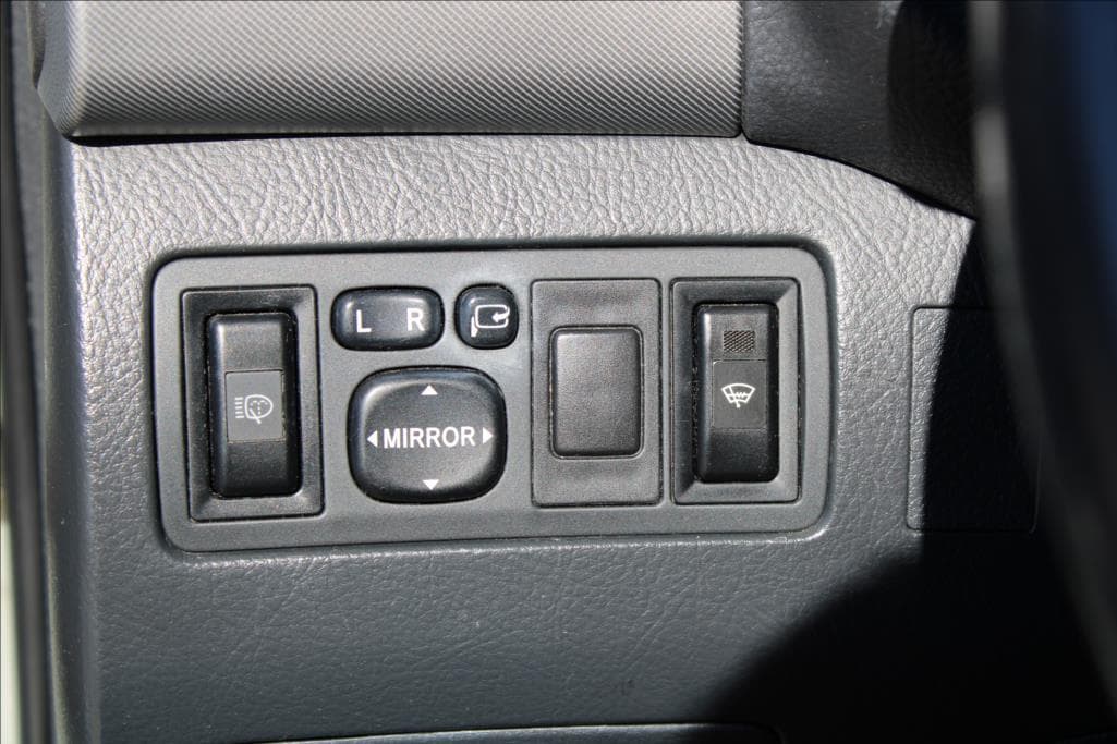 2006 Toyota AVENSIS - 20